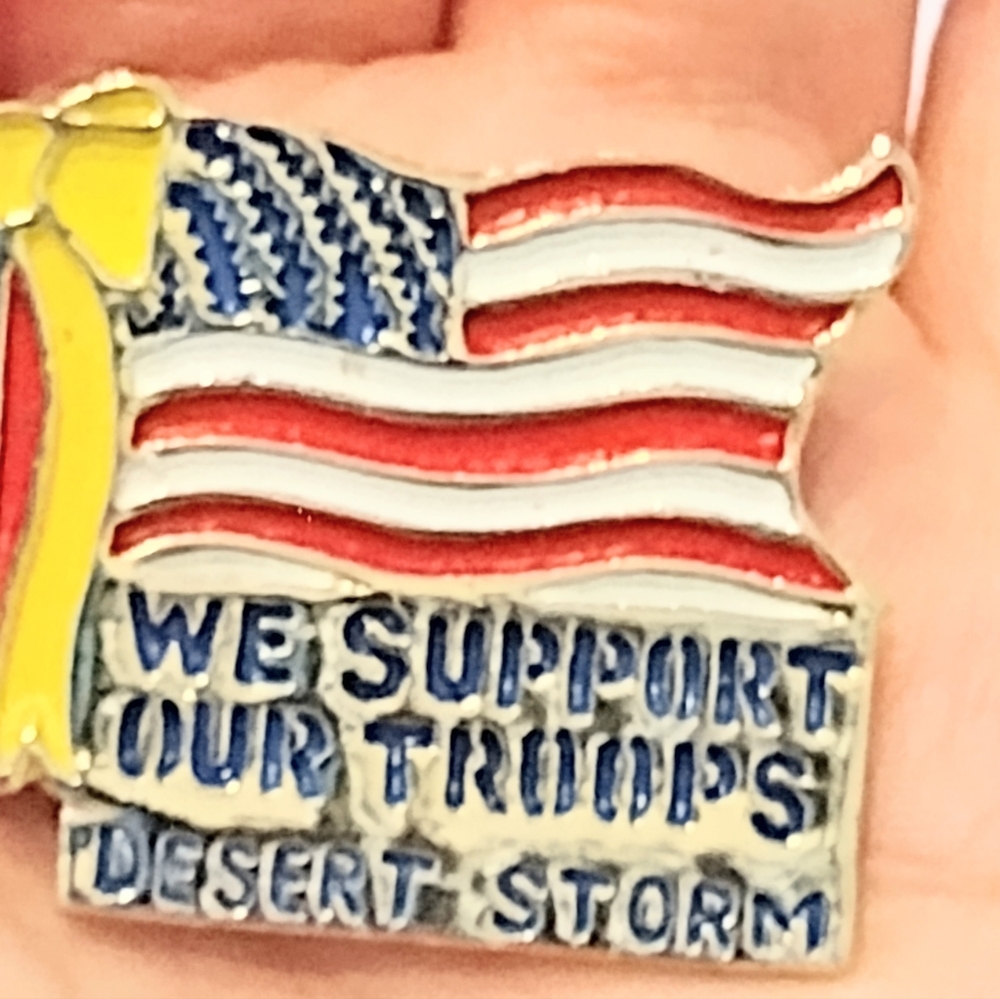 Vintage new we support our troops pin